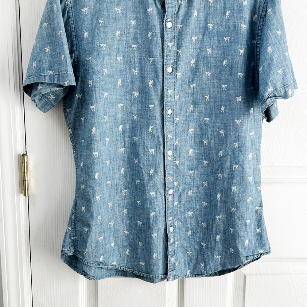 Bonobos Slim Fit Sign Language Short Sleeve Button Up Top in Blue - Picture 3 of 7